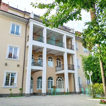 Treva Отель Шкодер